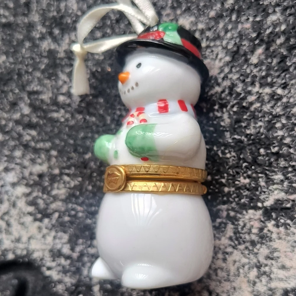 Hallmark add charm